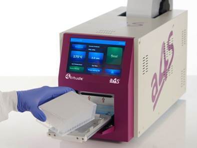 Heat sealing instrument